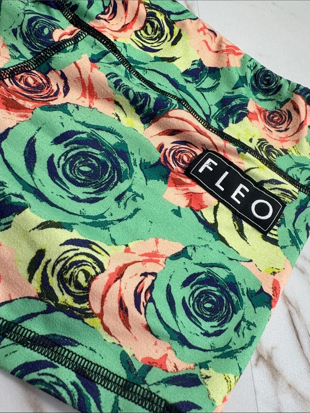Fleo All Over Print Roses Micro Workout Shorts Sz M Crossfit Run bright